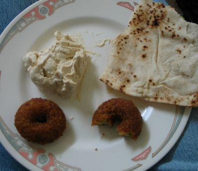 hommus, falafel & bread